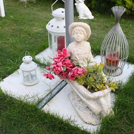 Bed & Breakfast Alacati Lucky Angel