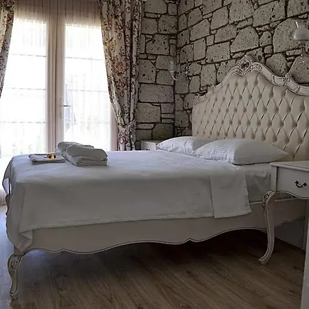 Alacati Lucky Angel Frühstückspension Çeşme