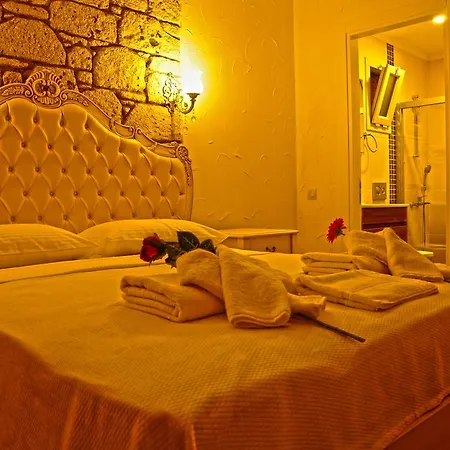 Alacati Lucky Angel Çeşme